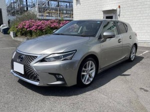 Lexus CT200h