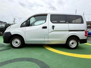 Nissan NV200