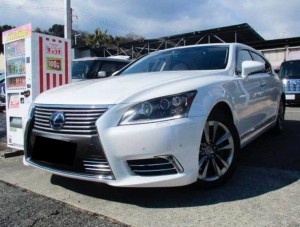 Lexus LS600hL