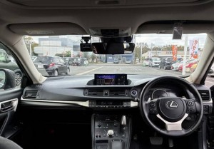 Lexus CT200h