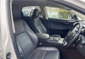Lexus NX200t