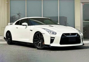 Nissan GT-R
