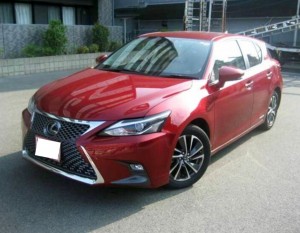 Lexus CT200h