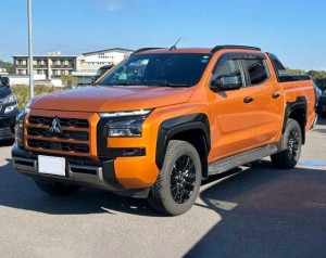 Mitsubishi Triton