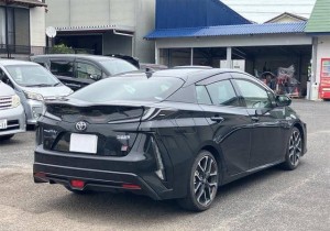 Toyota Prius PHV