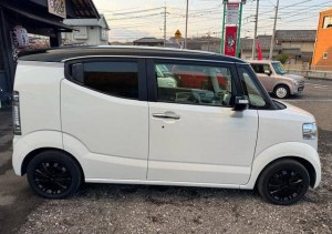 Honda N-Box Slash