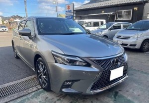 Lexus CT200h