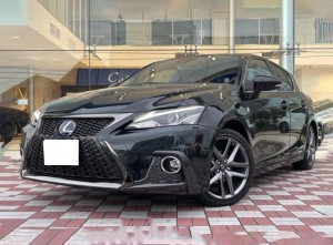 Lexus CT200h