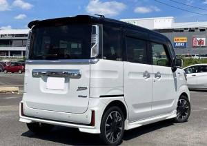 Suzuki Spacia