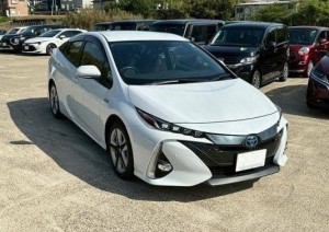 Toyota Prius PHV