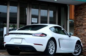 Porsche Cayman