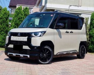 Mitsubishi Delica Mini