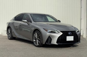 Lexus IS300h