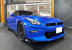 Nissan GT-R