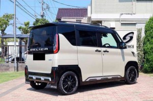 Mitsubishi Delica Mini
