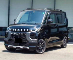 Mitsubishi Delica Mini