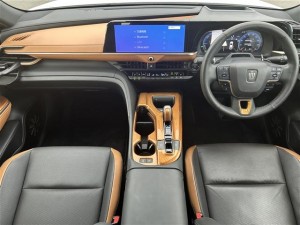 Toyota Crown Crossover