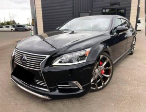 Lexus LS600hL