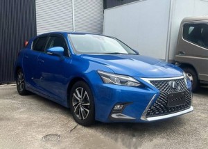 Lexus CT200h