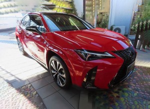 Lexus UX250h