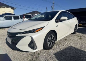 Toyota Prius PHV