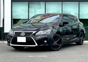 Lexus CT200h