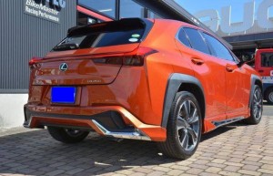 Lexus UX200