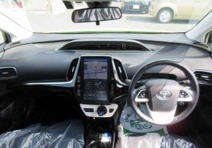 Toyota Prius PHV