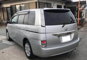 Toyota Isis