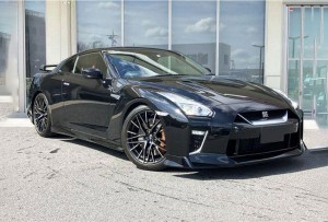 Nissan GT-R