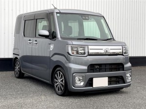 Toyota Pixis Mega