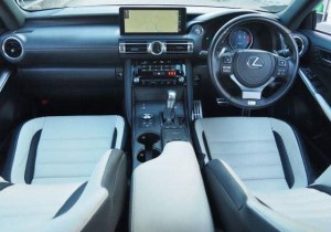 Lexus IS350