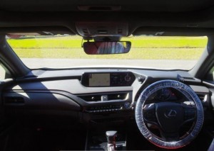 Lexus UX200