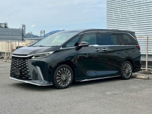 Lexus LM500h