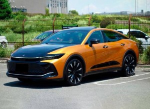 Toyota Crown Crossover