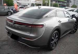 Toyota Crown Crossover