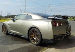 Nissan GT-R