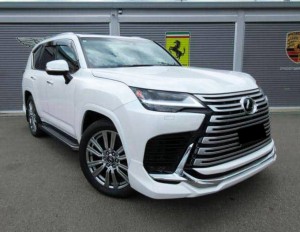 Lexus LX600