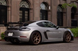 Porsche Cayman