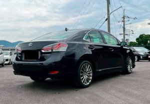 Lexus HS250h