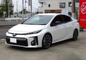 Toyota Prius PHV