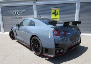 Nissan GT-R