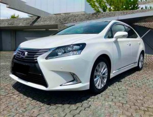 Lexus HS250h