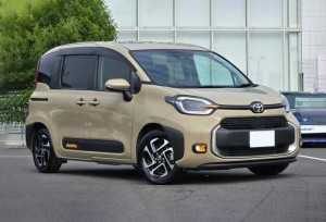 Toyota Sienta