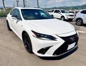 Lexus ES300h