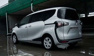 Toyota Sienta