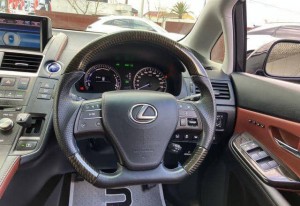 Lexus HS250h