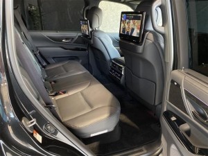 Lexus LX600