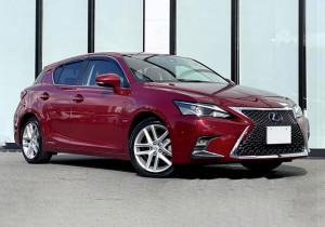 Lexus CT200h