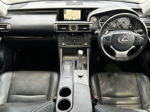 Lexus IS200t